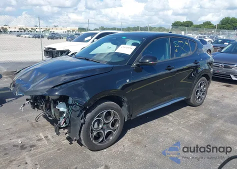 2024 Alfa Romeo Tonale Ti Eawd z USA, uszkodzony, nr VIN ZASPATCW4R3079668